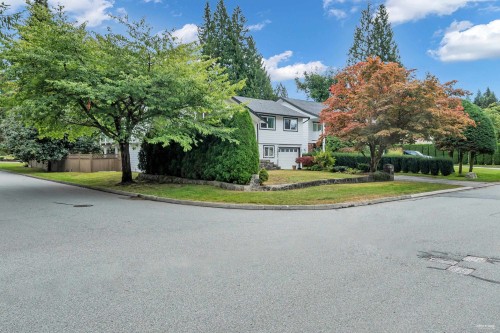 3566 Regent Avenue, North Vancouver, BC 