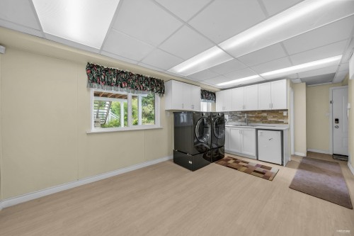 3566 Regent Avenue, North Vancouver, BC 