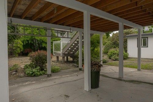 3566 Regent Avenue, North Vancouver, BC 