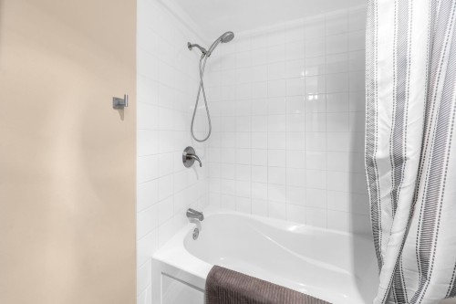 75-1034 Premier Street, North Vancouver, BC 