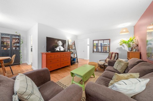 75-1034 Premier Street, North Vancouver, BC 