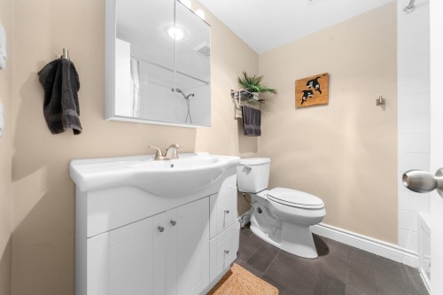 75-1034 Premier Street, North Vancouver, BC 