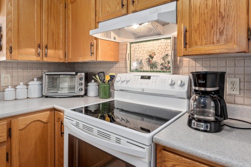 11915 237A Street, Maple Ridge, BC 