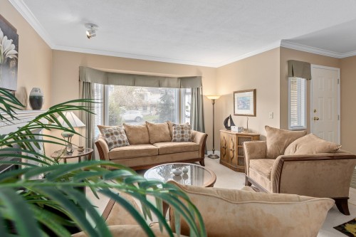 11915 237A Street, Maple Ridge, BC 