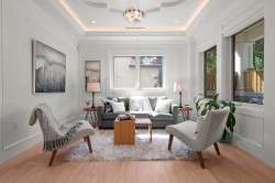 2377 7th Avenue W Vancouver, BC V6K 1Y4