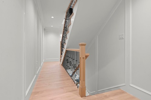 2377 7Th Avenue W, Vancouver, BC 