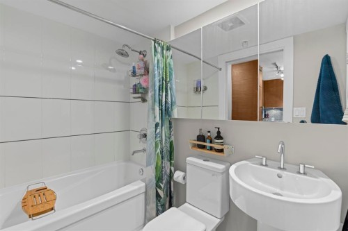 705-565 Smithe Street, Vancouver, BC 