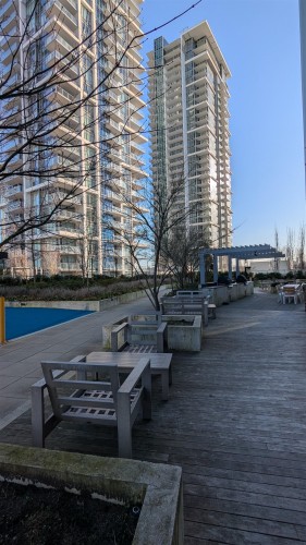 802-2288 Alpha Avenue, Burnaby, BC 