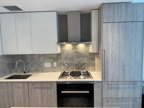 802-2288 Alpha Avenue, Burnaby, BC 