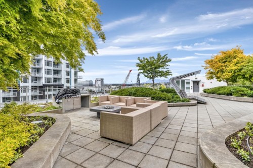 601-8833 Hazelbridge Way, Richmond, BC 