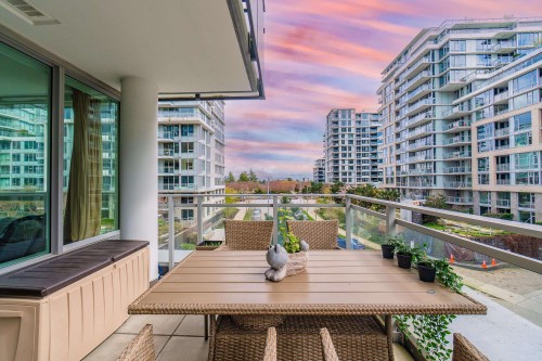 601-8833 Hazelbridge Way, Richmond, BC 