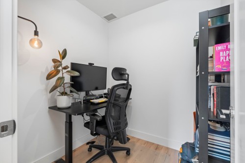 527-3131 Murray Street, Port Moody, BC 