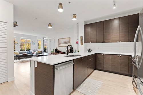 112-101 Morrissey Road, Port Moody, BC 