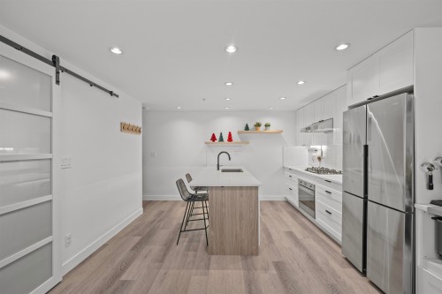 2405 Heather Street, Vancouver, BC 