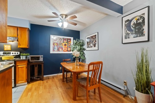 1305 8Th Avenue W, Vancouver, BC 