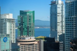 2704-1189 Melville Street  Vancouver, BC V6E 4T8