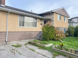 217 Pembina Street  New Westminster, BC V3M 5J3