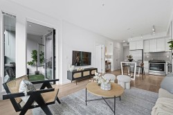 206-725 Marine Drive  North Vancouver, BC V7M 0G2