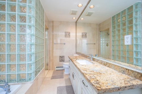 2088 Allison Road, Vancouver, BC 