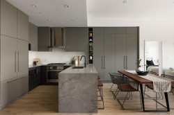 618-3131 Murray Street  Port Moody, BC V3H 0L9