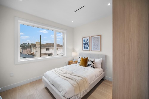 1671 31St Avenue E, Vancouver, BC 