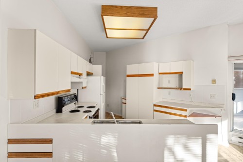 204-7671 Abercrombie Drive, Richmond, BC 