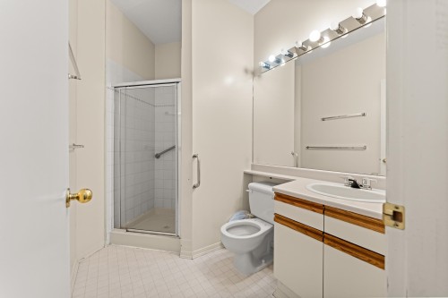 204-7671 Abercrombie Drive, Richmond, BC 