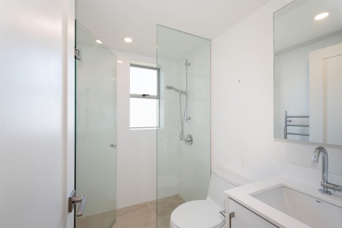 708-150 24Th Street, West Vancouver, BC 