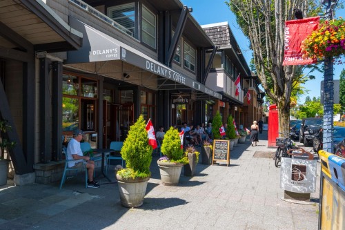 708-150 24Th Street, West Vancouver, BC 