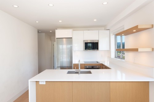 708-150 24Th Street, West Vancouver, BC 