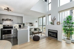 1006-1238 Richards St  Vancouver, BC V6B 6M6