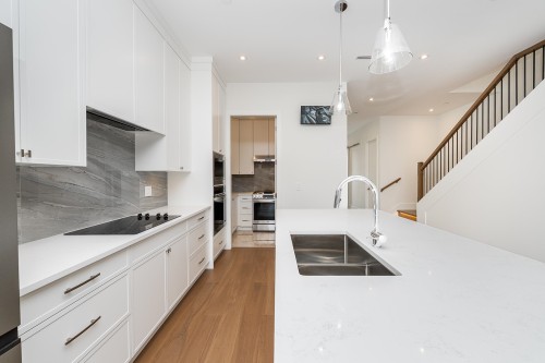 3380 Edinburgh Street, Port Coquitlam, BC 