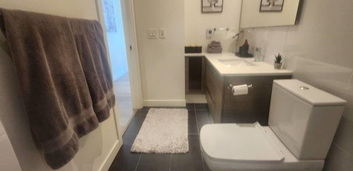 5289 Cambie Street, Vancouver, BC 