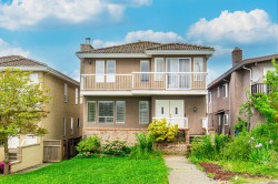 111 Grosvenor Avenue  Burnaby, BC V5B 3N7