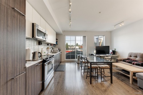 201-618 Como Lake Avenue, Coquitlam, BC 