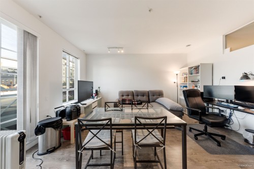 201-618 Como Lake Avenue, Coquitlam, BC 