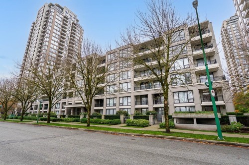 403-7138 Collier Street, Burnaby, BC 