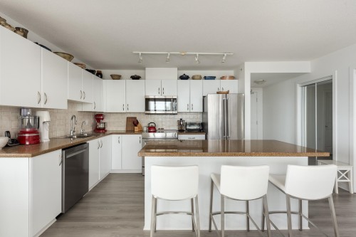 1701-720 Hamilton Street, New Westminster, BC 