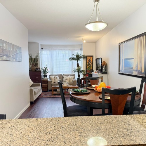 307-14 Royal Avenue E, New Westminster, BC 