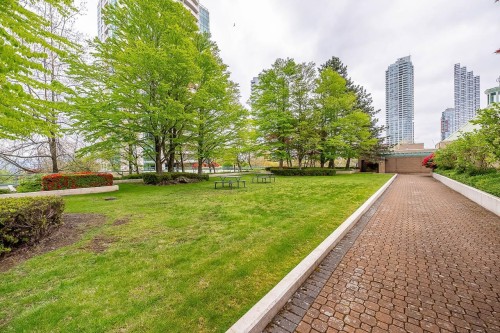 607-5899 Wilson Avenue, Burnaby, BC 