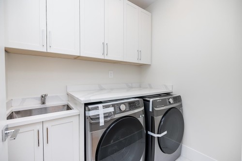 897 Cottonwood Avenue, Coquitlam, BC 