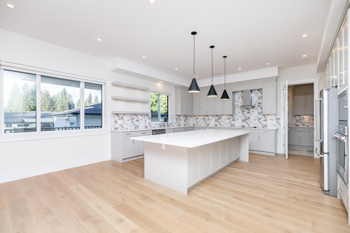 897 Cottonwood Avenue, Coquitlam, BC 