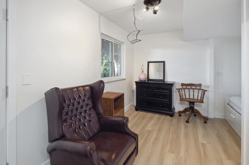 330 Bayview Road, Lions Bay, BC 