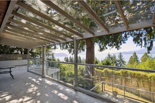 330 Bayview Road, Lions Bay, BC 