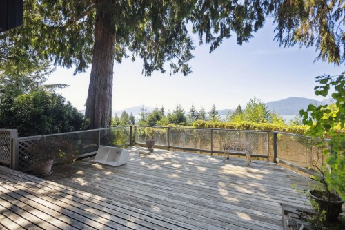 330 Bayview Road, Lions Bay, BC 