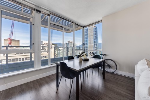 2204-1420 Georgia Street W, Vancouver, BC 