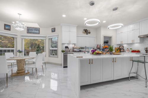 8540 Saunders Road, Richmond, BC 