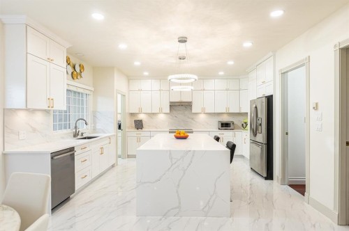 8540 Saunders Road, Richmond, BC 