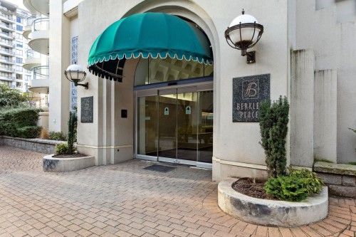 305-739 Princess Street, New Westminster, BC 