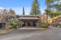 1998 Purcell Way  North Vancouver, BC V7J 3K3